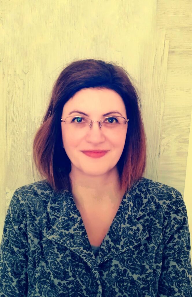 Daniela HĂISAN